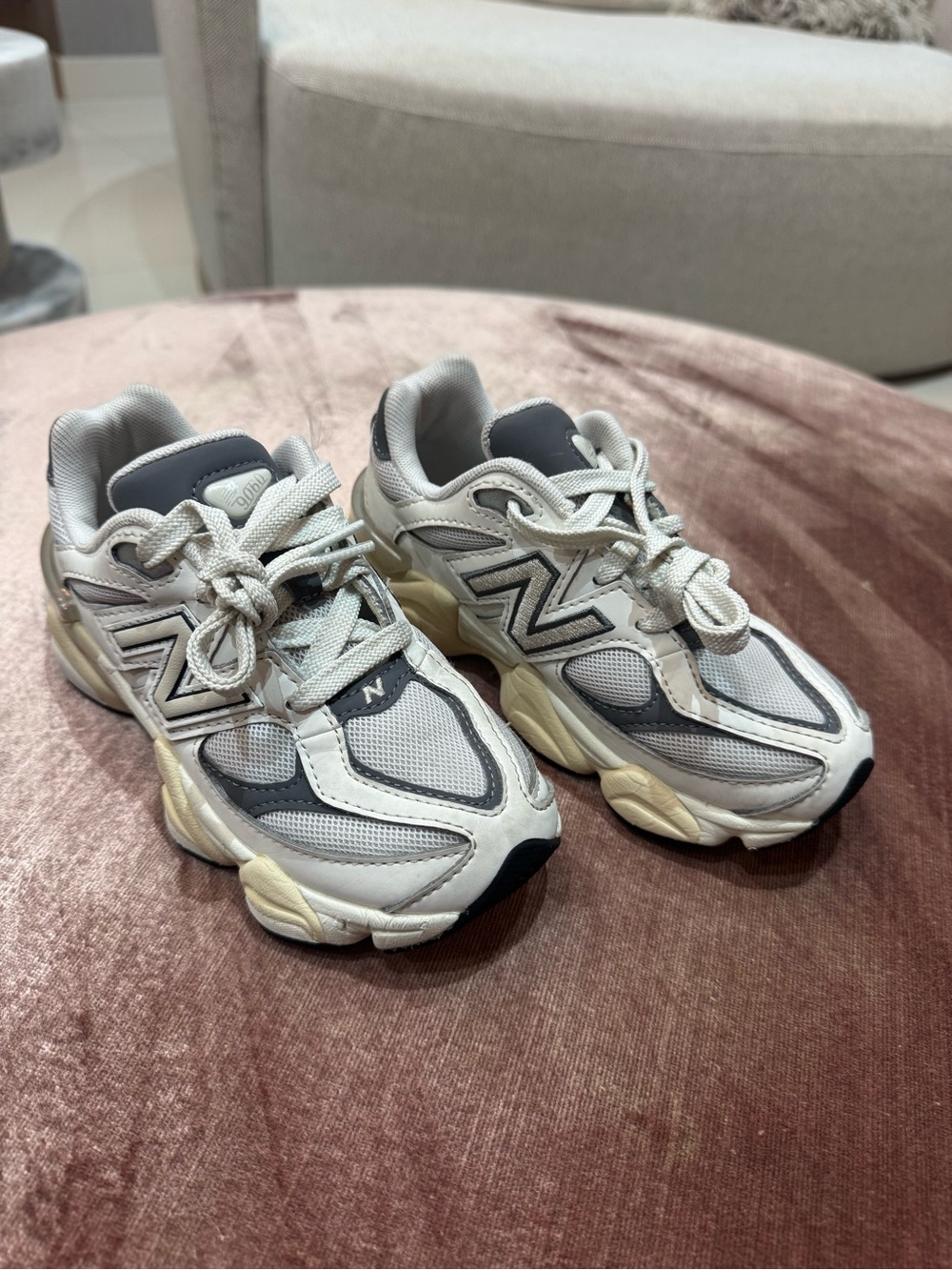 Kids New Balance 9060 Sneakers